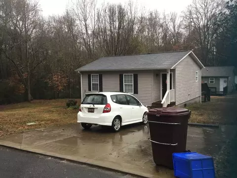 1 Riverside Cottage Ln, Pendleton, SC 29670