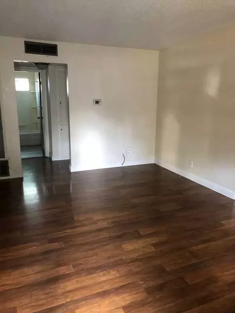 1141 43rd Ave, Sacramento, CA 95822