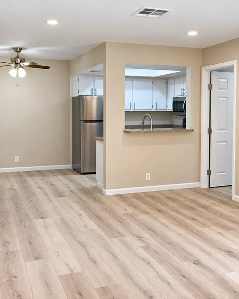 1111 Warbonnet Way, Las Vegas, NV 89117
