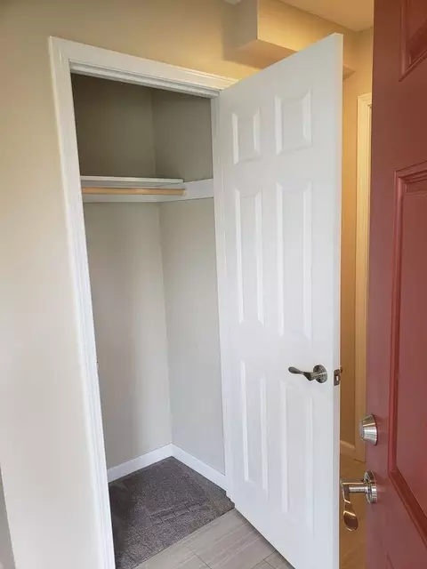 Sw Hillsdale St, Topeka, KS 66604