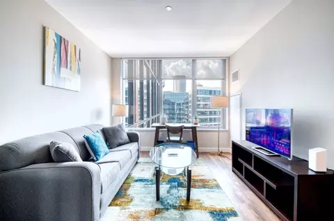 5 Fan Pier Blvd, Boston, MA 02210