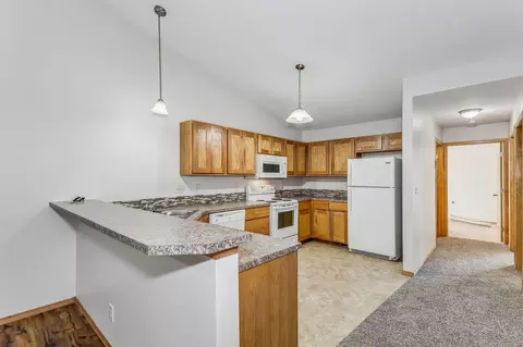 10625 W Maple St, Wichita, KS 67209