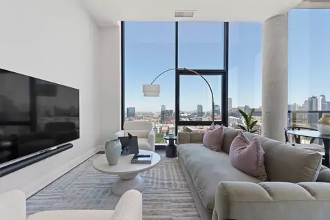 W Van Buren St, Chicago, IL 60605