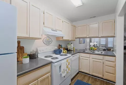 16938 Landings Dr, Huntersville, NC 28078