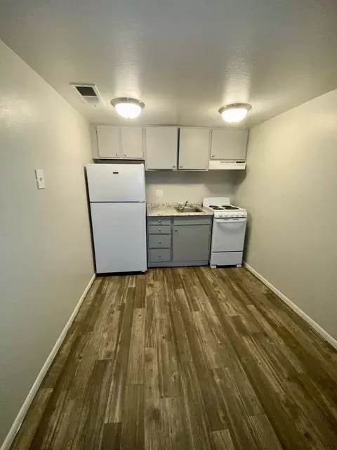1520 University Blvd NE, Albuquerque, NM 87102