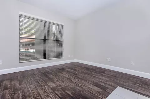 1000 Cypress Station Dr, Houston, TX 77090 photo 12