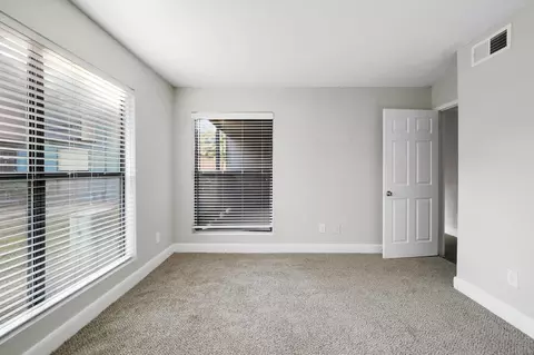1000 Cypress Station Dr, Houston, TX 77090 photo 5