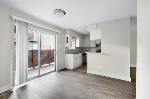 1000 Cypress Station Dr, Houston, TX 77090 photo 3
