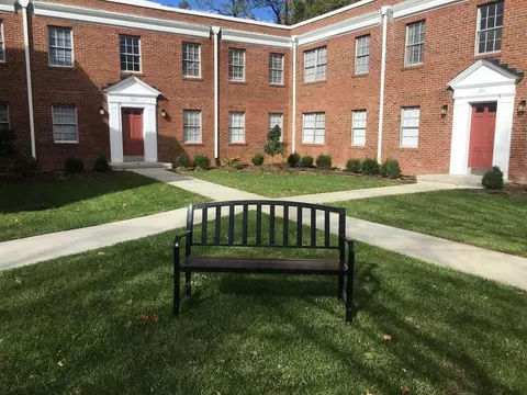 231 Chestnut St, Salem, VA 24153
