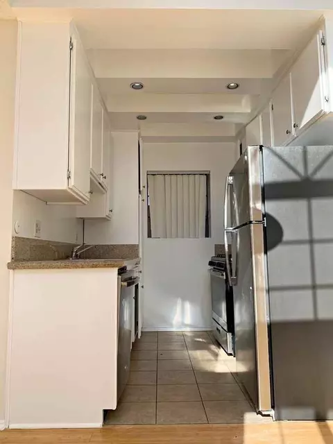 9801 Tabor St, Los Angeles, CA 90034