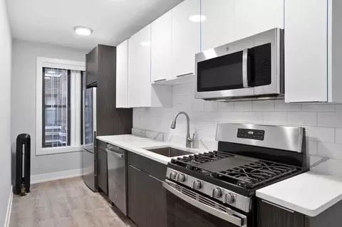1649 W Jonquil Ter, Chicago, IL 60626