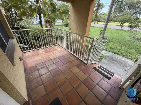 1355 Drew St, Clearwater, FL 33755