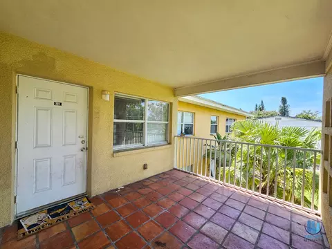 1355 Drew St, Clearwater, FL 33755
