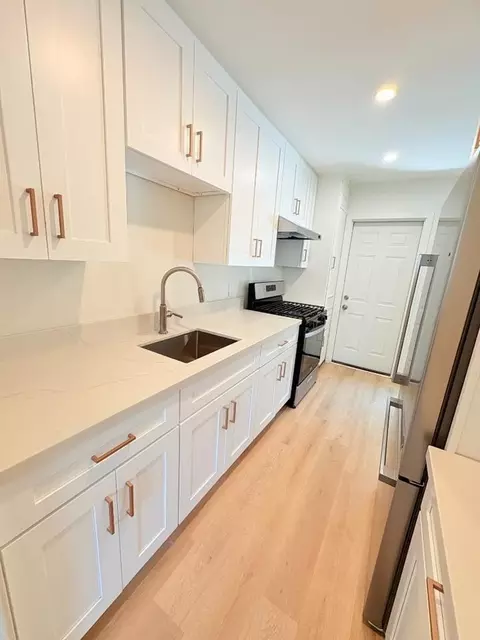 4721 Choctaw Dr, San Diego, CA 92115