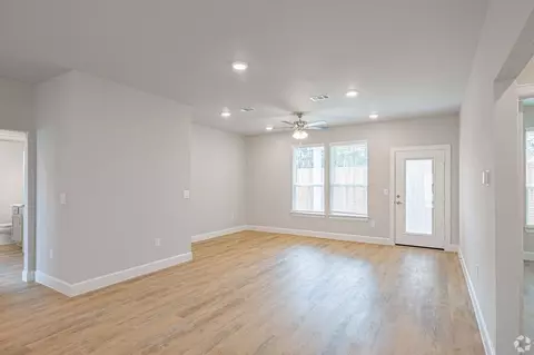 2422 S Loop 336 W, Conroe, TX 77304 photo 43