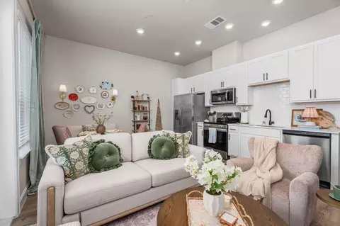 2422 S Loop 336 W, Conroe, TX 77304 photo 3
