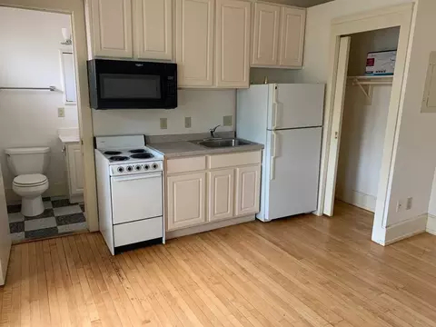 416 N Carroll St, Madison, WI 53703