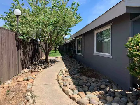 5914 Stanley Ave, Carmichael, CA 95608