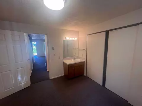 1290 E 18th Ave, Eugene, OR 97403 photo 8