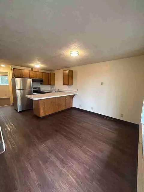 1290 E 18th Ave, Eugene, OR 97403
