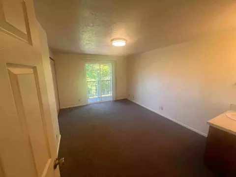 1290 E 18th Ave, Eugene, OR 97403 photo 14