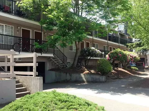 1290 E 18th Ave, Eugene, OR 97403 photo 16