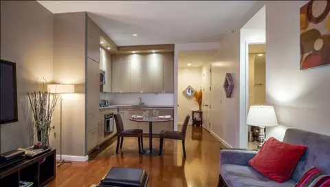 141 E 33rd St, New York, NY 10016