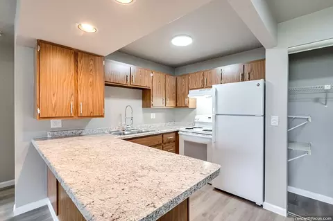 824 818 824 Security Dr, Fond Du Lac, WI 54935