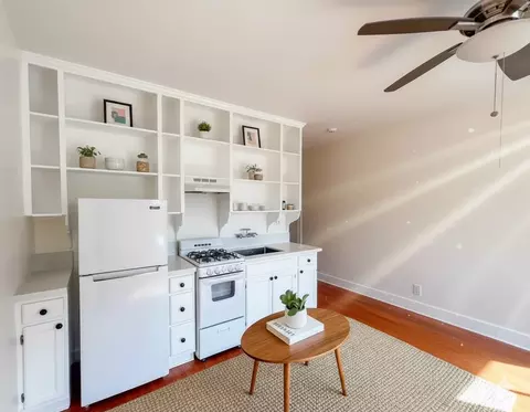 2737 Francis Ave, Los Angeles, CA 90005