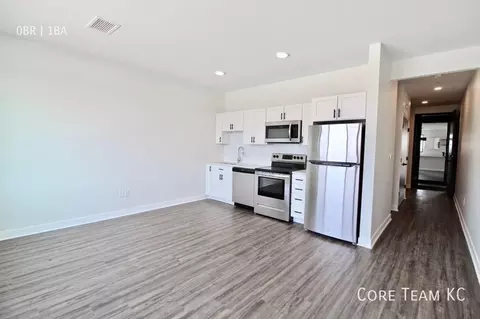 222 W 75th St, Kansas City, MO 64114