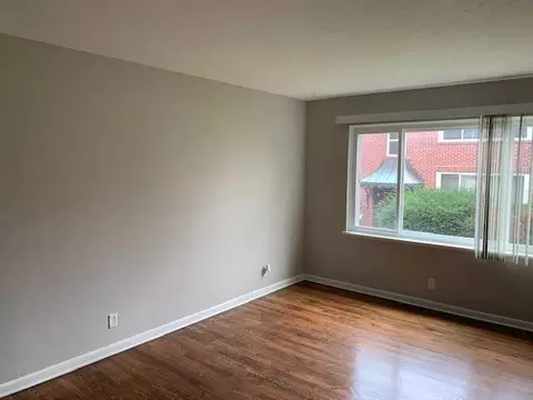 508 S 35th Ave, Omaha, NE 68105