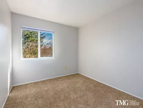 805 NE Kane Dr, Gresham, OR 97030 photo 33