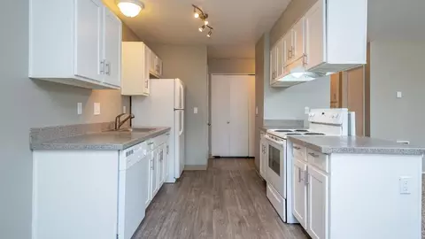 805 NE Kane Dr, Gresham, OR 97030 photo 24