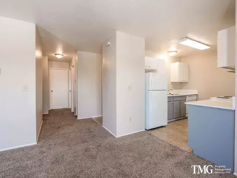 805 NE Kane Dr, Gresham, OR 97030 photo 46