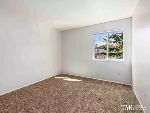 805 NE Kane Dr, Gresham, OR 97030 photo 38