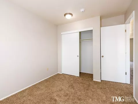 805 NE Kane Dr, Gresham, OR 97030 photo 34