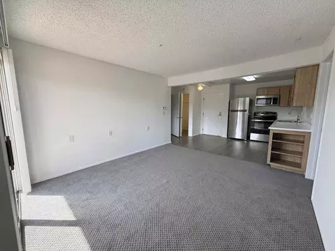 12100 226th St, Hawaiian Gardens, CA 90716