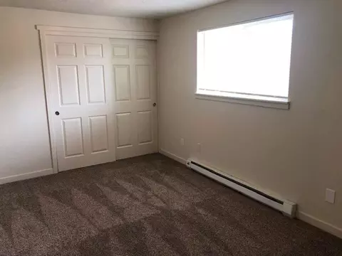 427 NE Thurston Ave, Bend, OR 97701 photo 7