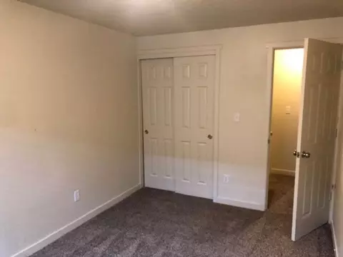 427 NE Thurston Ave, Bend, OR 97701 photo 6