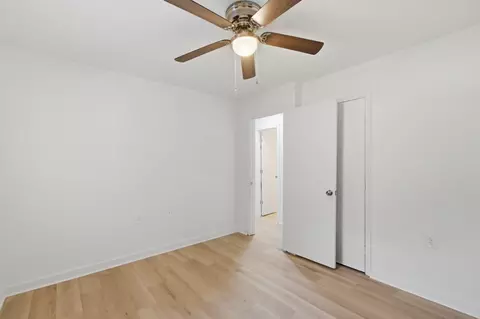 1824 Grayson St, North Charleston, SC 29405