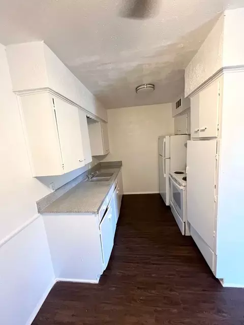 4810 Gaston Ave, Dallas, TX 75246