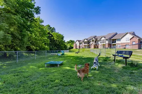 9251 W 121st Pl, Overland Park, KS 66213