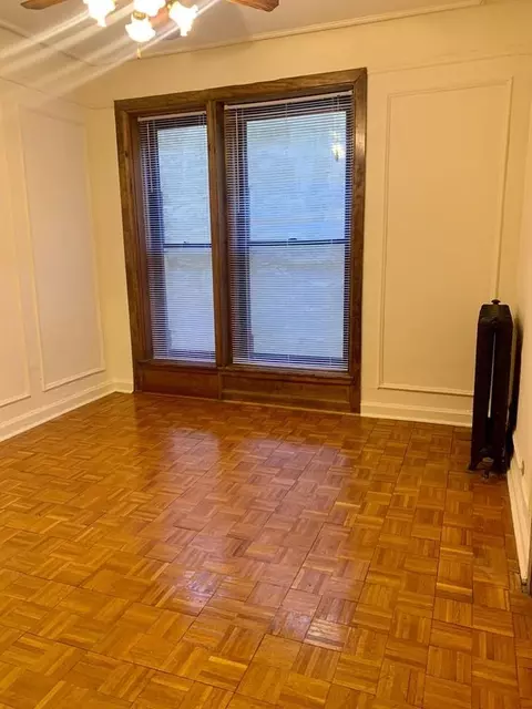 530 W Diversey Pkwy, Chicago, IL 60614