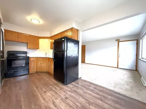 11049 W Hampton Ave, Milwaukee, WI 53225