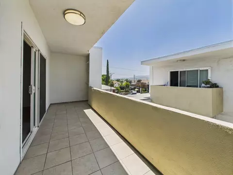 303 E Alameda Ave, Burbank, CA 91502 photo 59