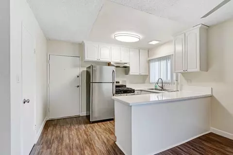 303 E Alameda Ave, Burbank, CA 91502 photo 12