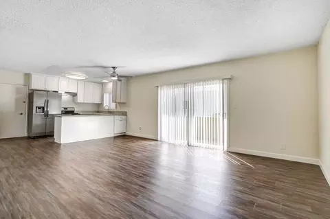 303 E Alameda Ave, Burbank, CA 91502 photo 20