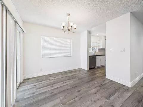 303 E Alameda Ave, Burbank, CA 91502 photo 41