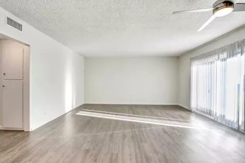 303 E Alameda Ave, Burbank, CA 91502 photo 30