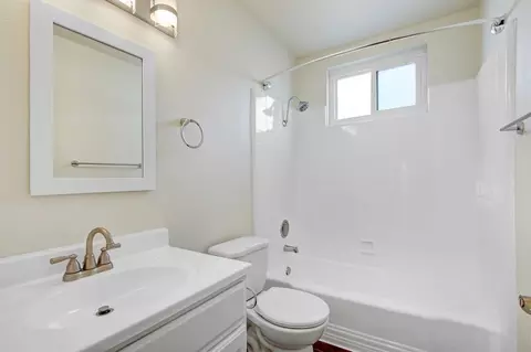303 E Alameda Ave, Burbank, CA 91502 photo 22